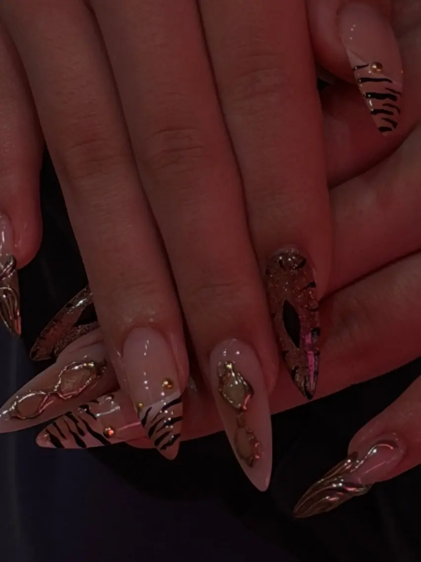 ネイル Rits nail ⛓️Ayakaのネイルデザイン