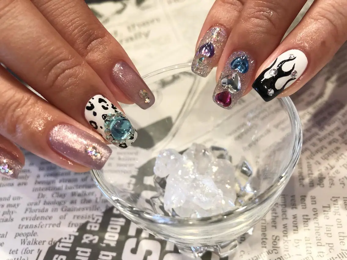 ネイル ハンドネイル パラあり！フィルイン 美フォルムのネイルデザイン