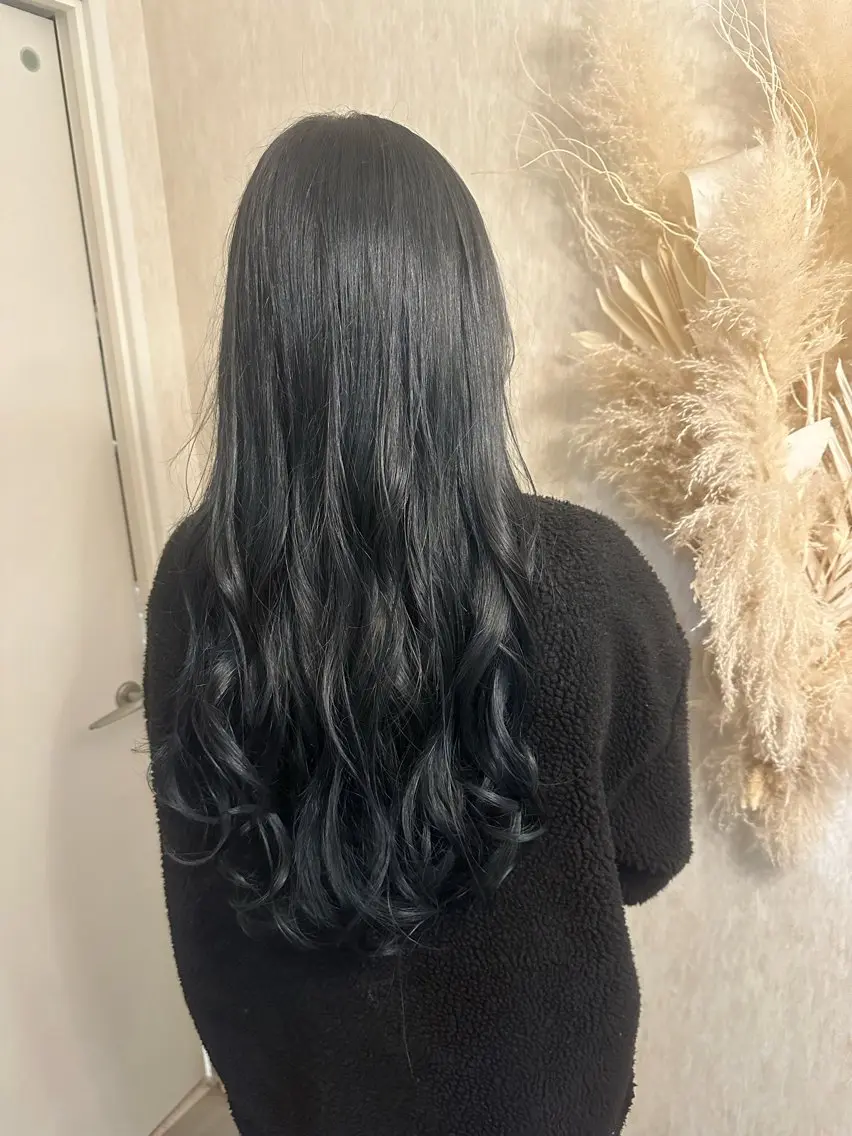 ロング カラー 西安 優香のヘアスタイル