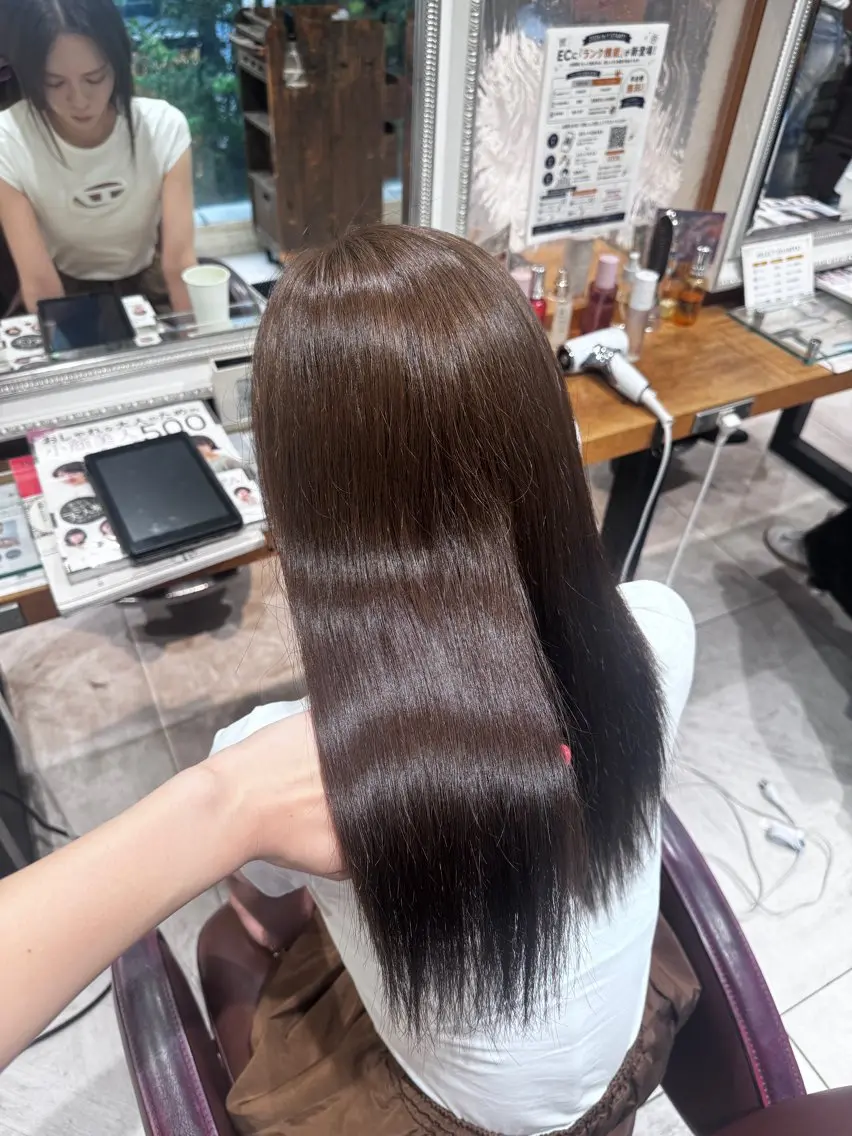カラー 三留 愛未のヘアスタイル
