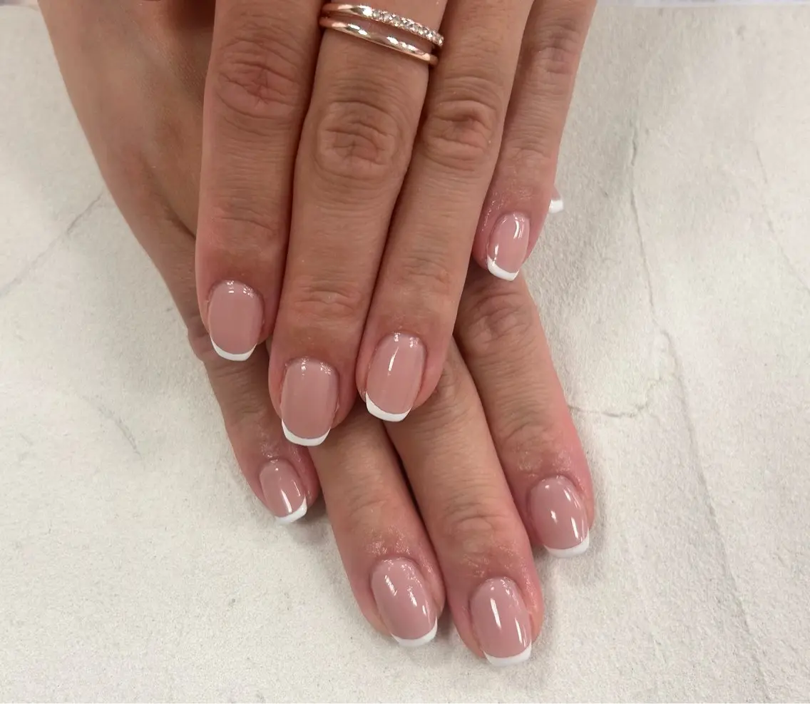 【オフあり】ハンド💅🏻ベース込フレンチネイル🌙パラジェル変更可✨リピーター様オフ代別途N:8030 R:9030の写真