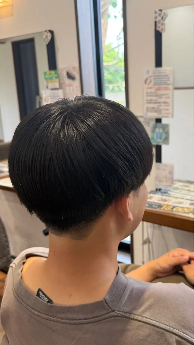 【メンズ限定】襟足の浮き矯正ダウンパーマ¥3,500の写真