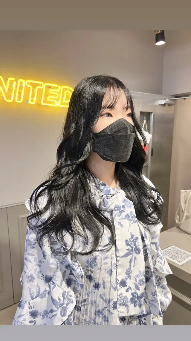 ロング カラー パーマ ヘアアレンジ メンズ 上品＆韓国風 🥀海心🥀のヘアスタイル
