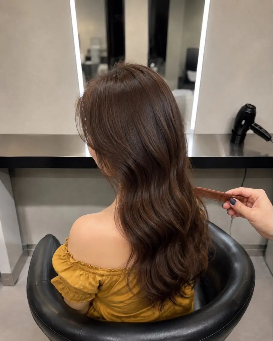 ミディアム カラー ブラウンカラー トリートメント 🌈ウルトワ水素 髪質改善naru🌈のヘアスタイル
