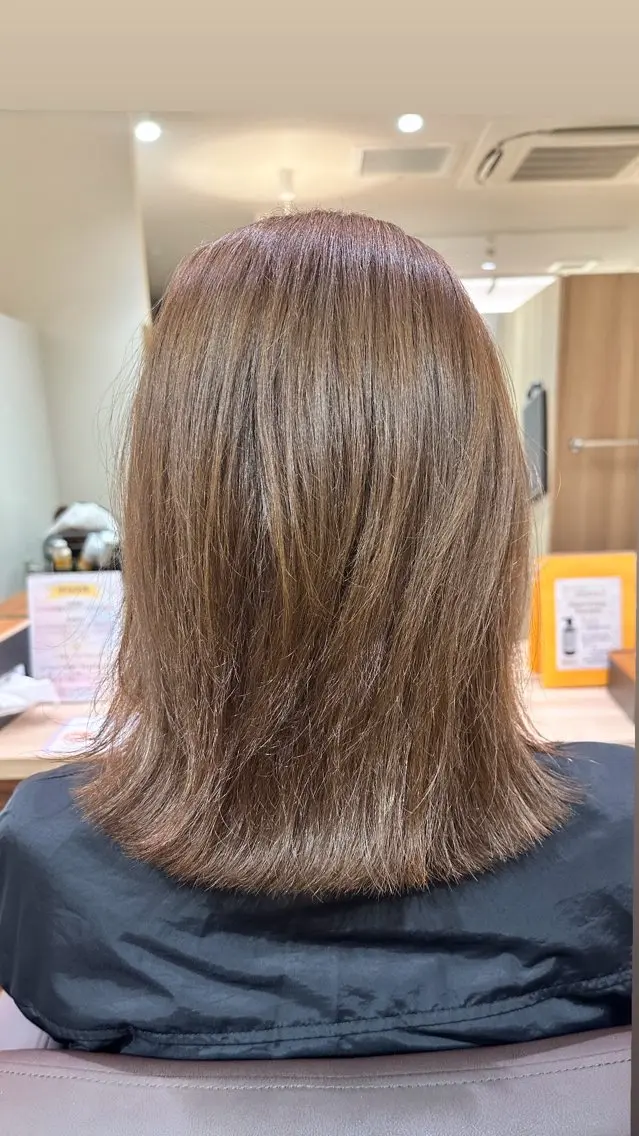 ミディアム カラー ブリーチ ブリーチなしカラー 個室サロン🕊️ 飯塚優希のヘアスタイル