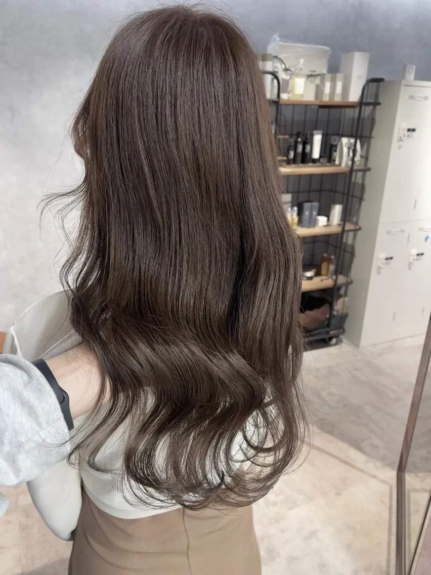 ロング カラー ブリーチ ケアブリーチ カット ヘアカラー トリートメント 福西 洋斗のヘアスタイル