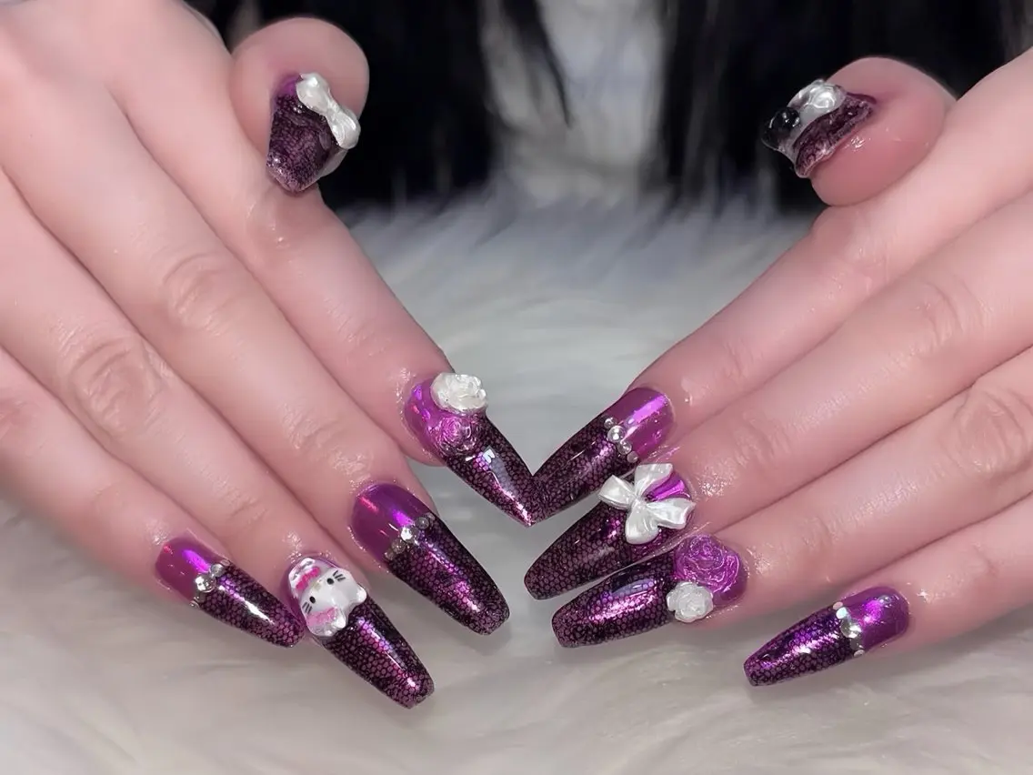 ネイル アートネイル フレンチネイル ジェルネイル 韓国ネイル ミラーネイル Rin Nail 新大久保店のネイルデザイン