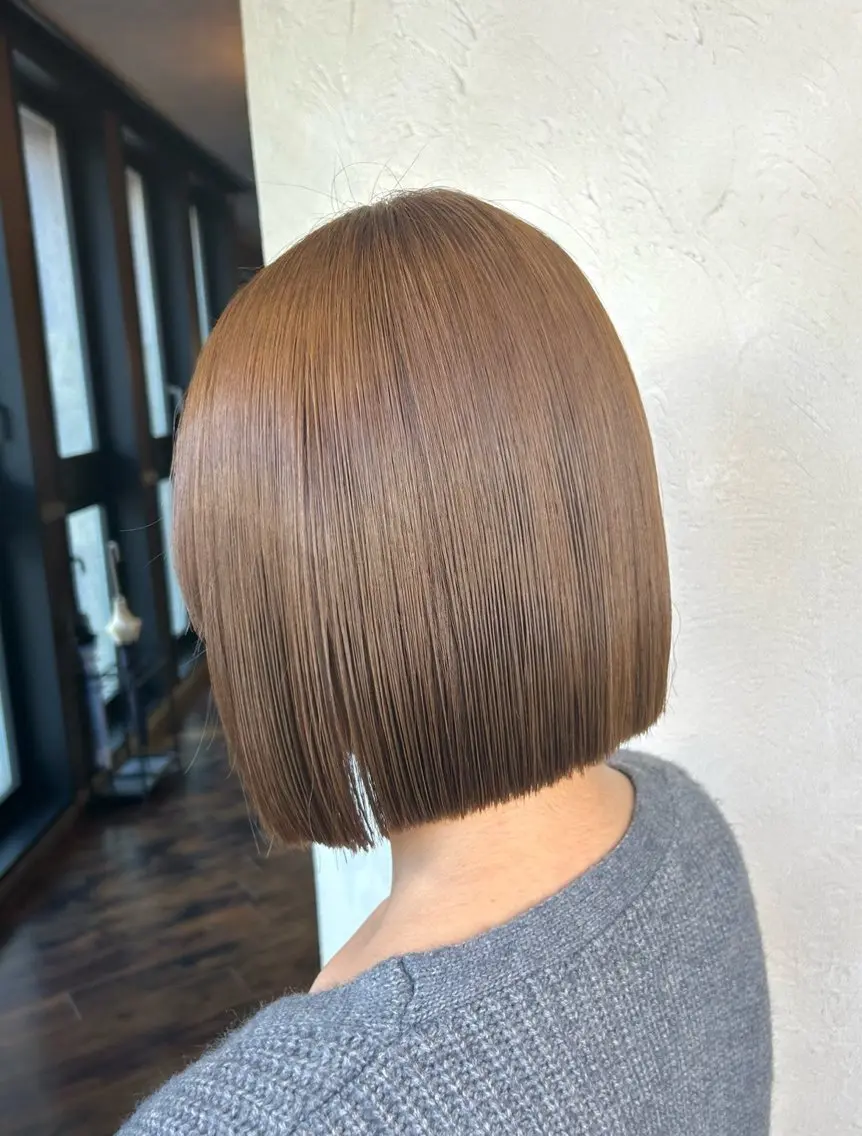 ショート カラー ヘアアレンジ カット ヘアカラー トリートメント 李奈🌼レイヤー/ 透明感カラーブリーチのヘアスタイル