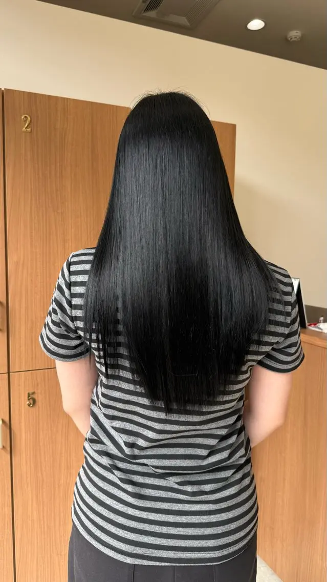 ロング カラー ブルーカラー ブルーグレー ブルーグレージュ グレージュ ヘアカラー taki /透明感/ 垢抜け/似合わせのヘアスタイル