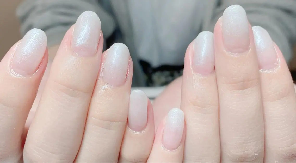 ネイル ハンドネイル ニュアンスネイル🌈 MYU Nailsのネイルデザイン