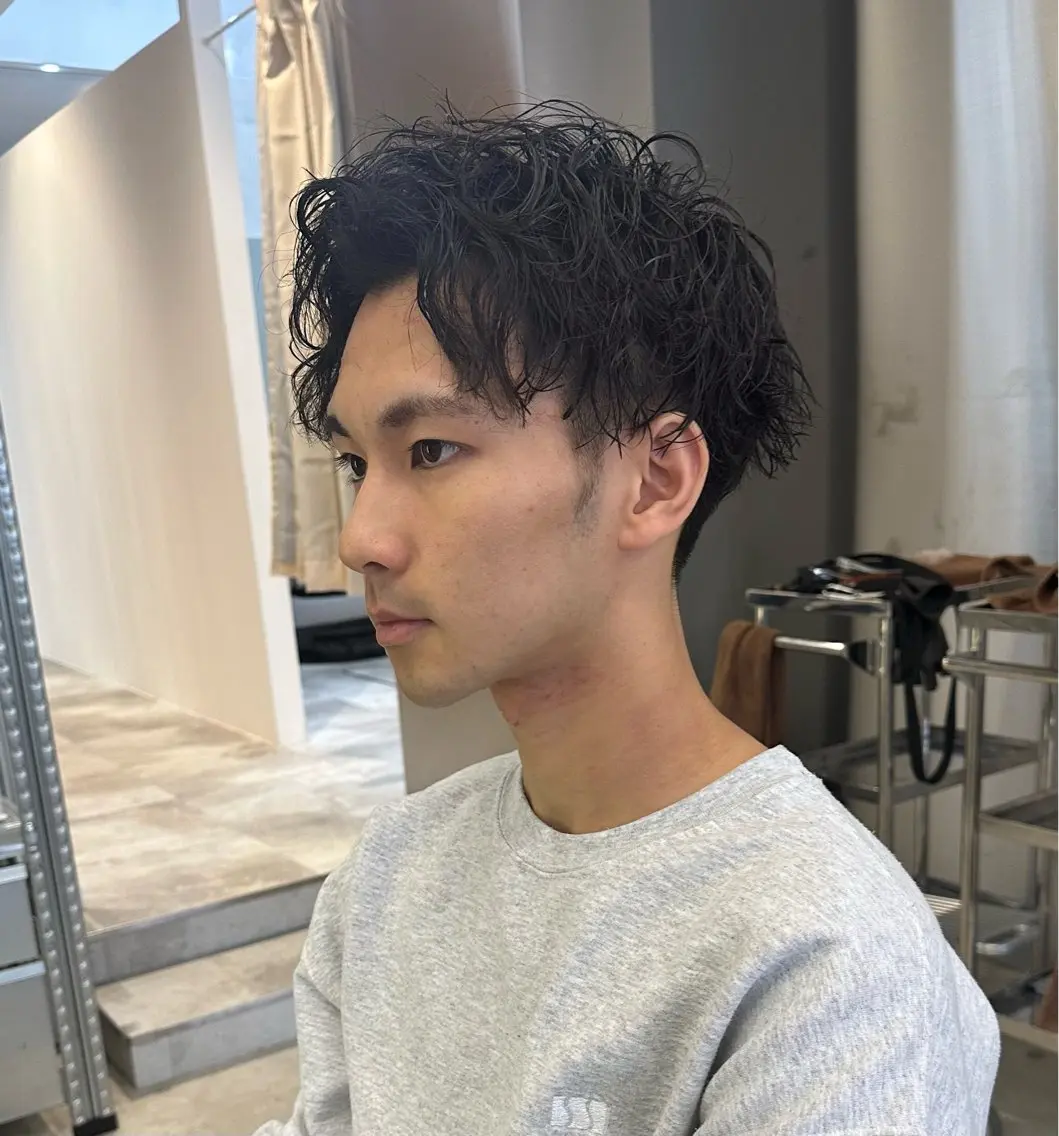 パーマ メンズ メンズパーマ ツイストスパイラルパーマ スパイラルパーマ SLOW🫧 ルナ🫧のヘアスタイル