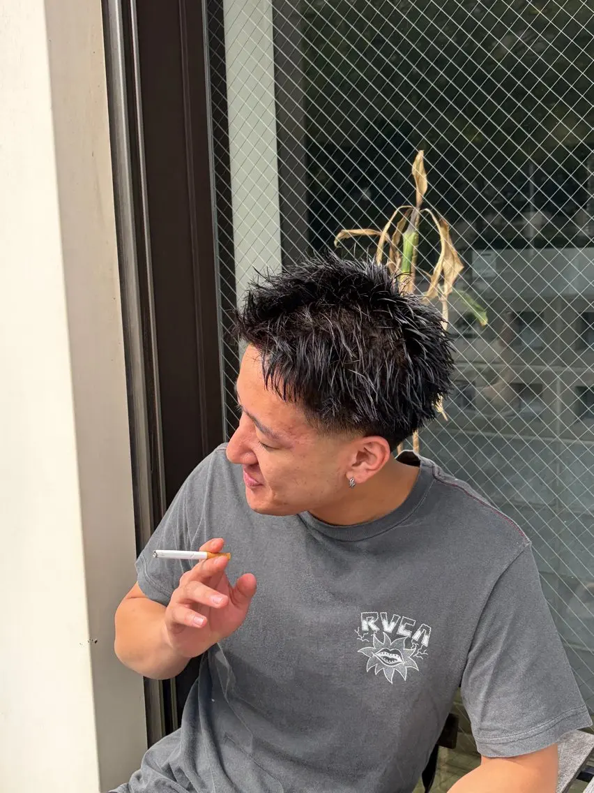 メンズ フェードカット メンズパーマ 刈り上げ カット 宅原 陸翔のヘアスタイル