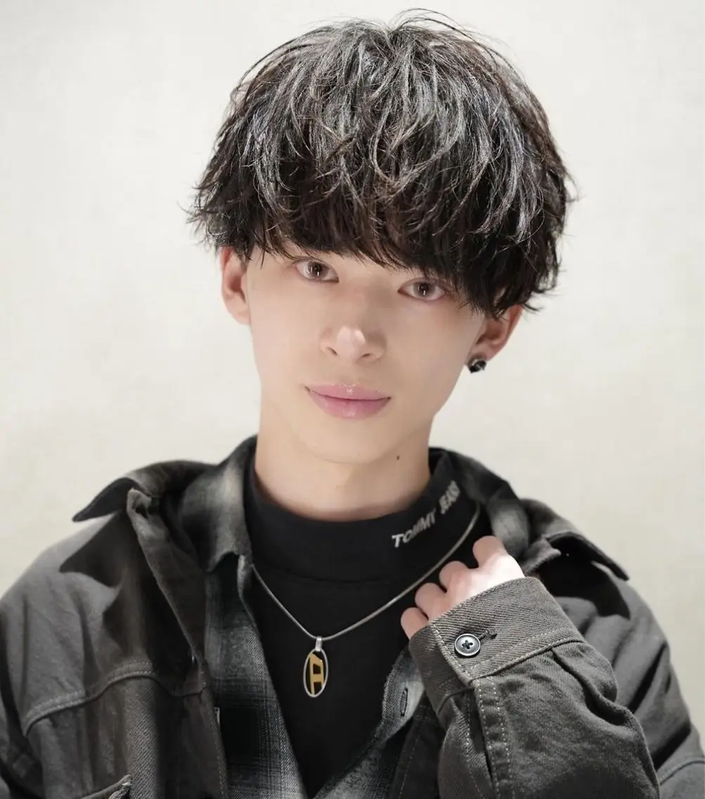 【メンズ限定】カット+カラー+眉カット+フェイシャルパックの写真
