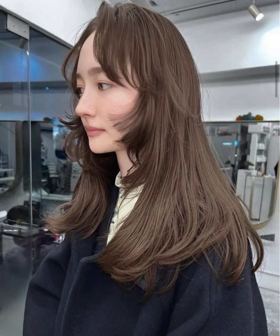 ロング カラー ヘアカラー ⭐️ チサト⭐️のヘアスタイル
