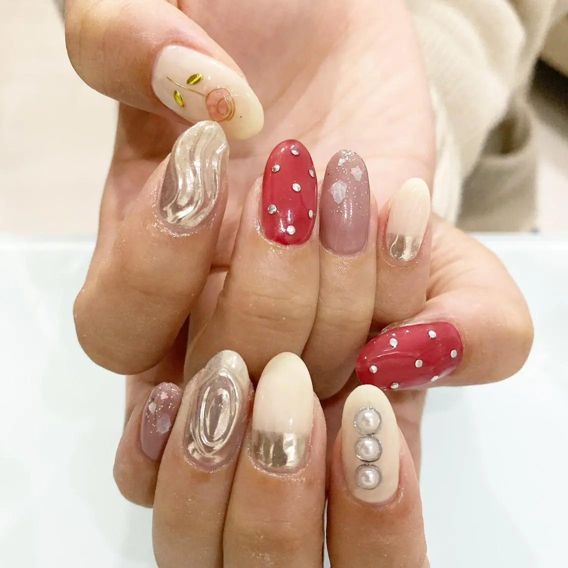 ネイル 板垣 綾乃のネイルデザイン