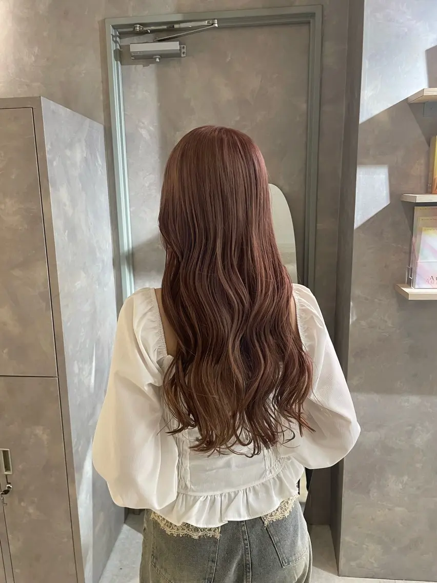 《既に明るく染めてる方用☆》ケアブリーチ1回＋透明感カラー＋TOKIO【50%off】20,100→10,550の写真