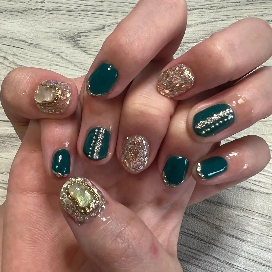 ネイル ハンドネイル フットネイル Adite nailのネイルデザイン