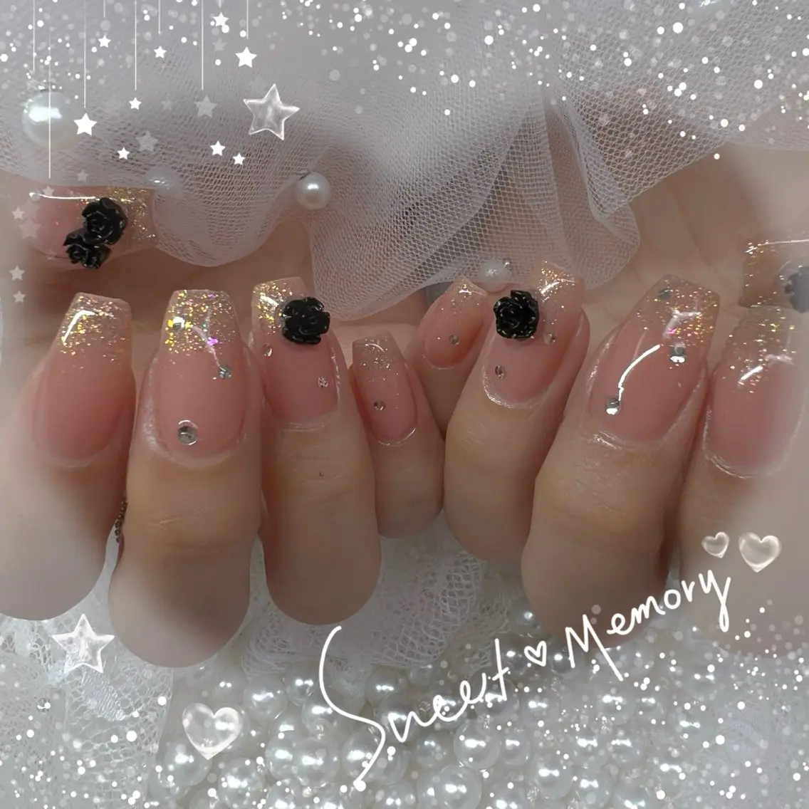 ネイル チークネイル フレンチネイル ガーリー ガラスフレンチ グラデーション ハンドネイル Chill Nailsalonのネイルデザイン