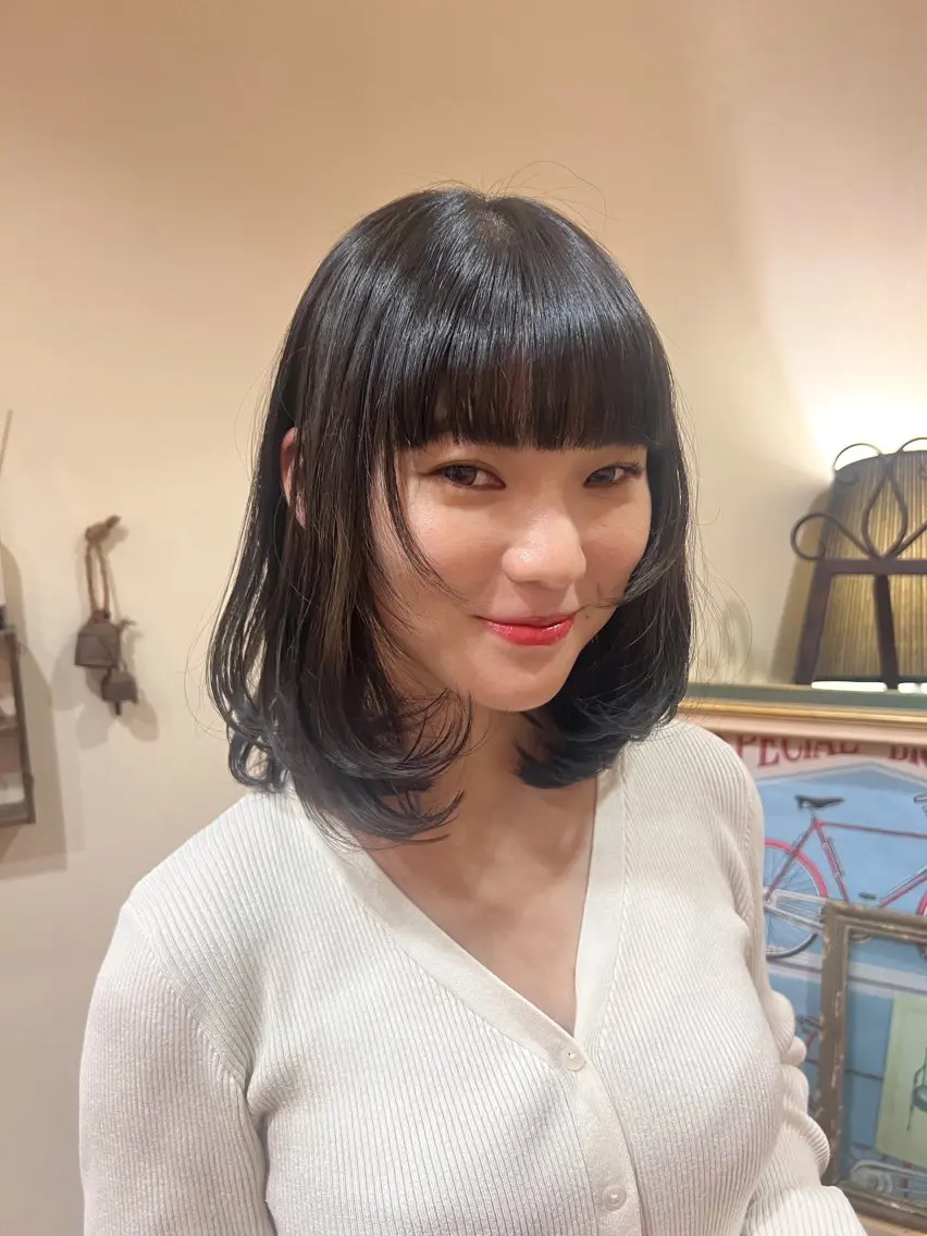 ミディアム カット 縮毛矯正 トリートメント 韓国スタイル🫧 サーシャのヘアスタイル