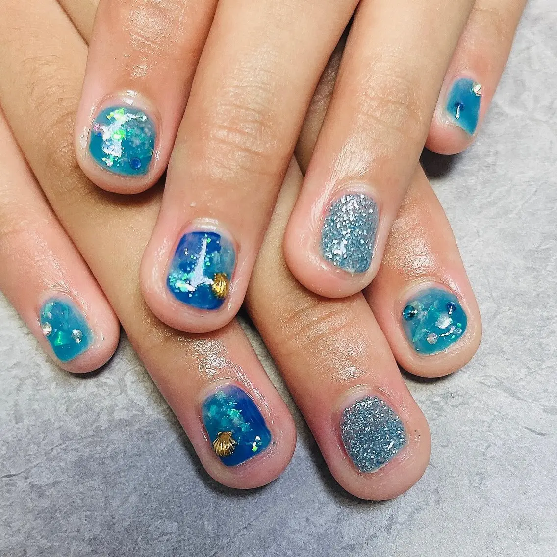 ネイル ベテランネイル cnc  nailのネイルデザイン