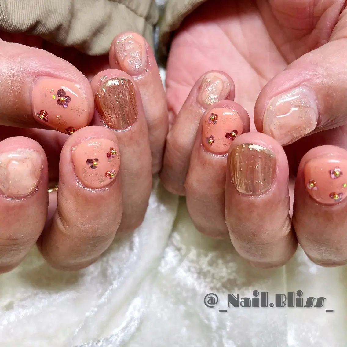 ネイル マグネットネイル ハンドネイル NAIL BLISSのネイルデザイン