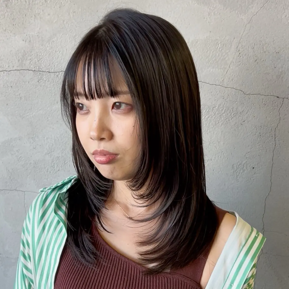 ミディアム レイヤーカット カット 小山 京華のヘアスタイル
