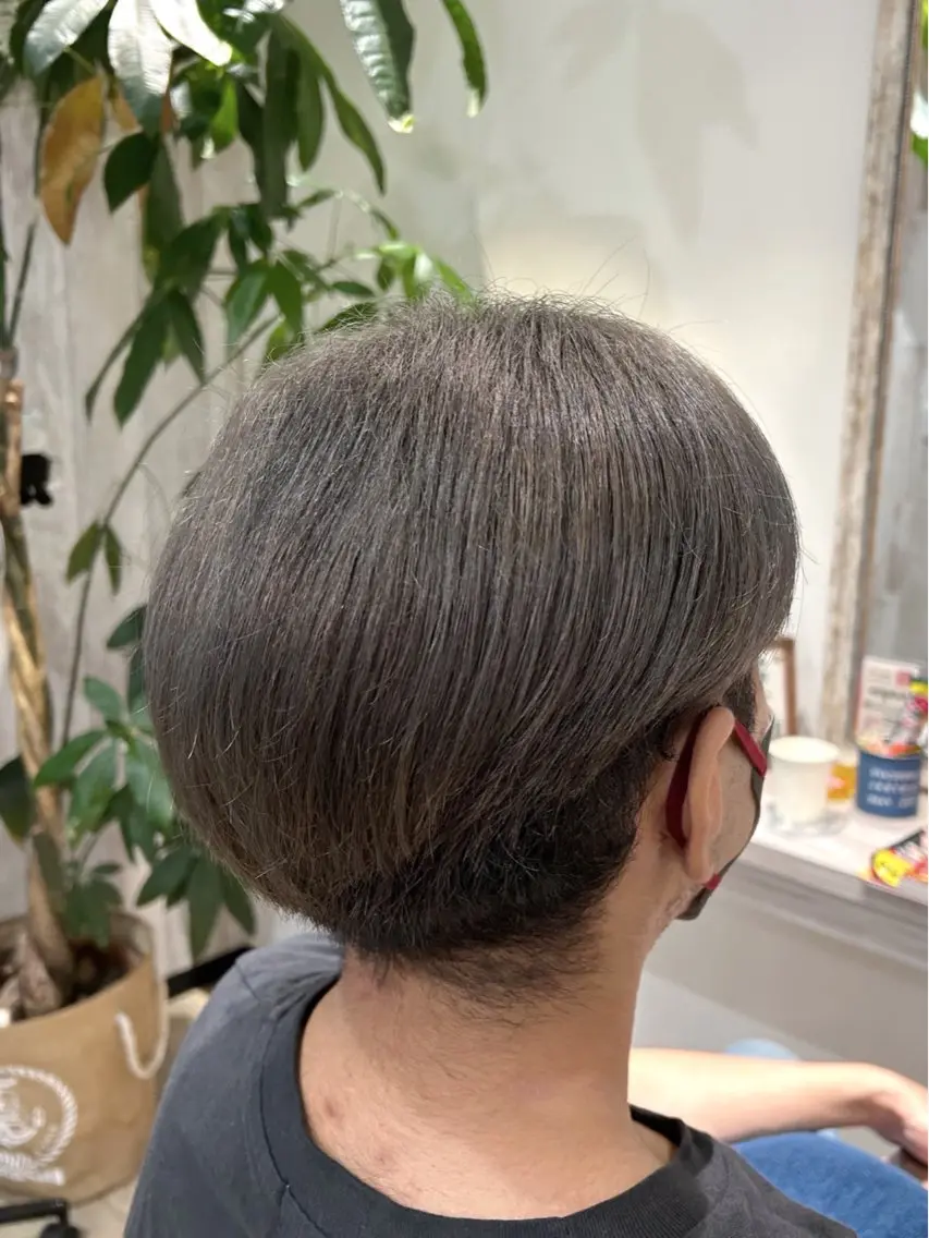 カラー ブリーチ 水口 琴絵のヘアスタイル