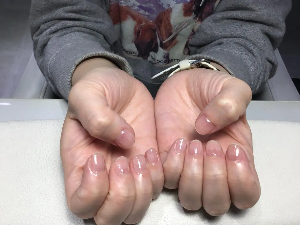 ネイル 🕊️ 𝙍𝙀𝙉𝘼のヘアスタイル