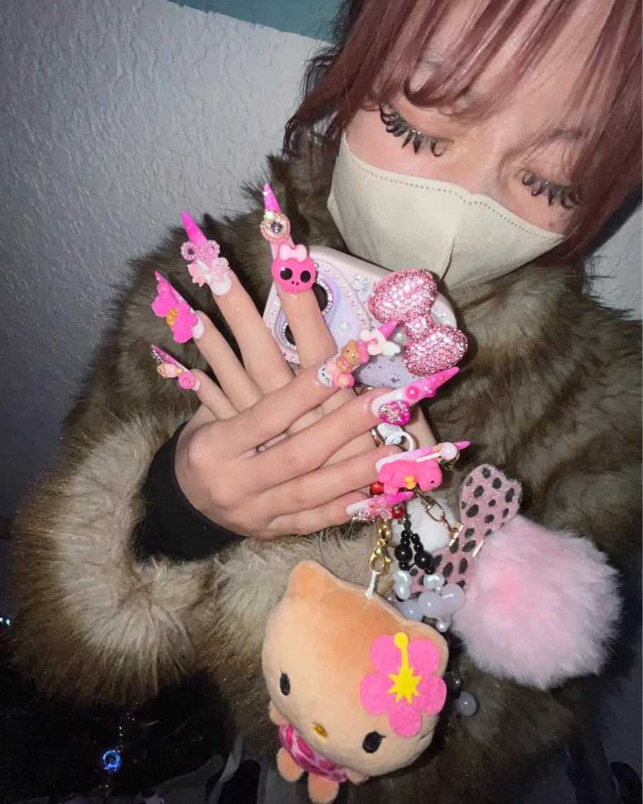 ネイル ピンク ハンドネイル BANSA ˖ ࣪⊹ 大阪 個性派 派手のネイルデザイン
