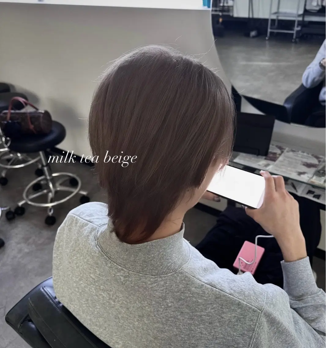 カラー メンズ メンズブリーチ ベージュカラー ブリーチ ミルクティーベージュ ヘアカラー 透明感カラー/ メンズパーマ/竜希のヘアスタイル
