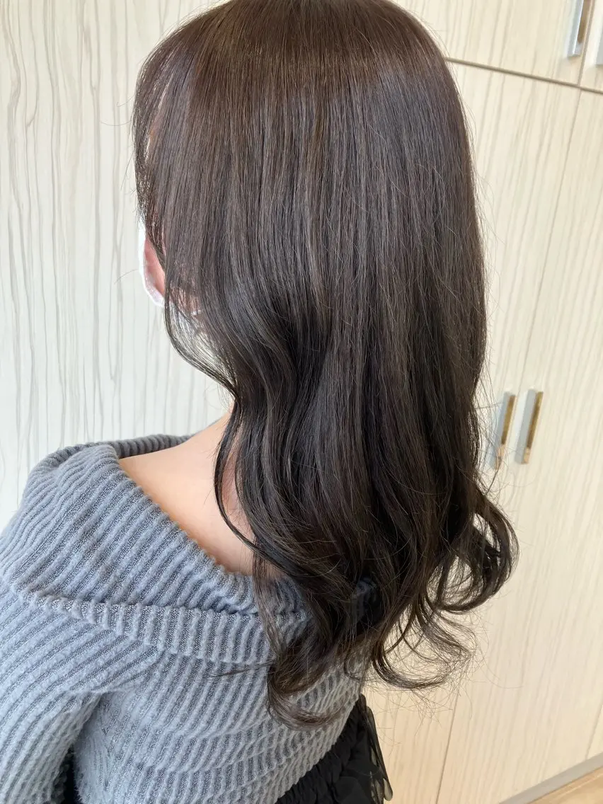 ロング カラー 透明感カラー グレージュ 🦋‪髪質改善🦋‪ 永倉のヘアスタイル