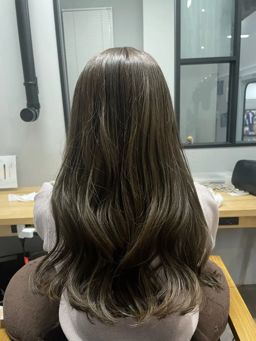 ロング カラー Sloth 🦥 MARINAのヘアスタイル