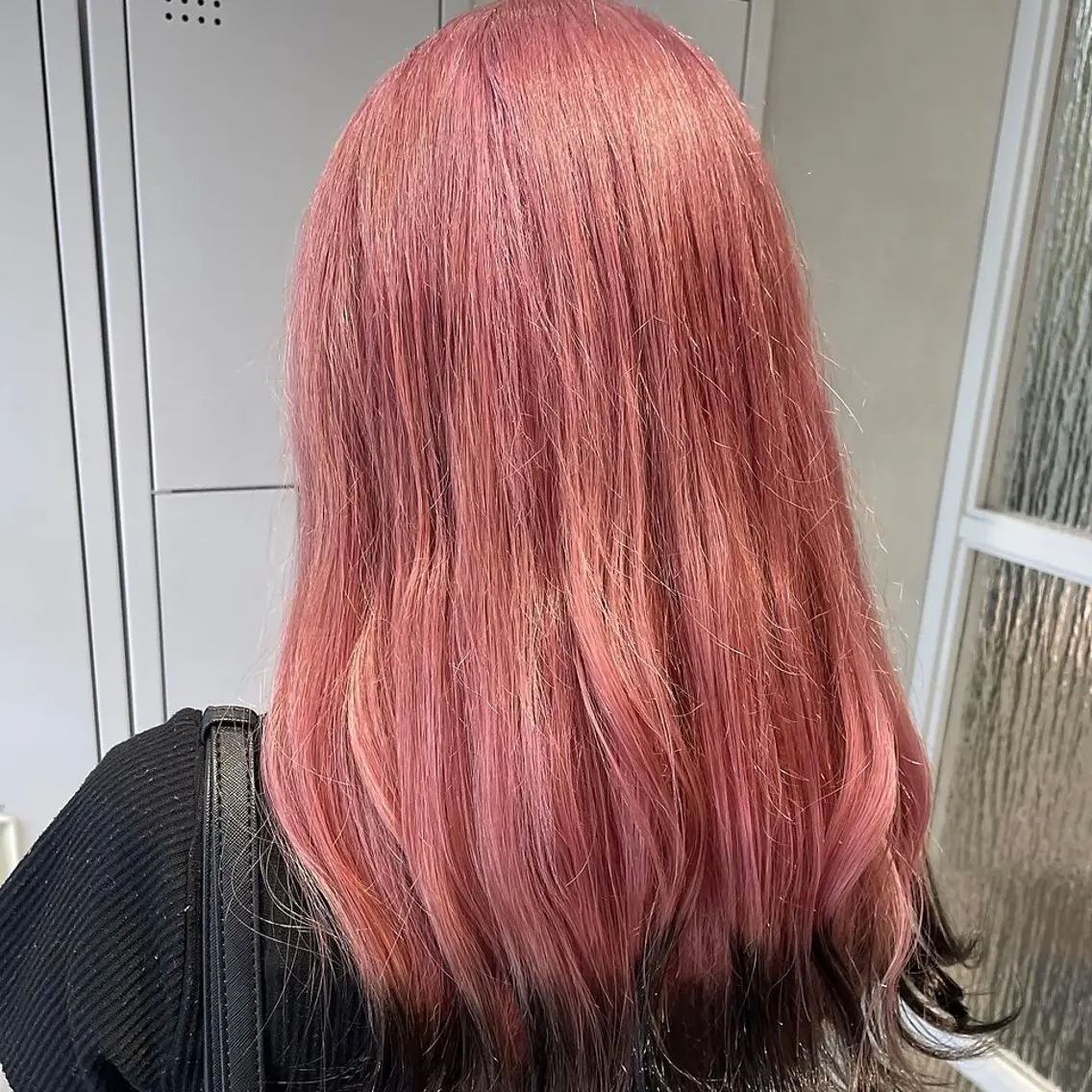 ロング カラー ブリーチ ハイトーンカラー ピンクカラー 💖ブリーチ/暖色 𝐘𝐮𝐢💖のヘアスタイル