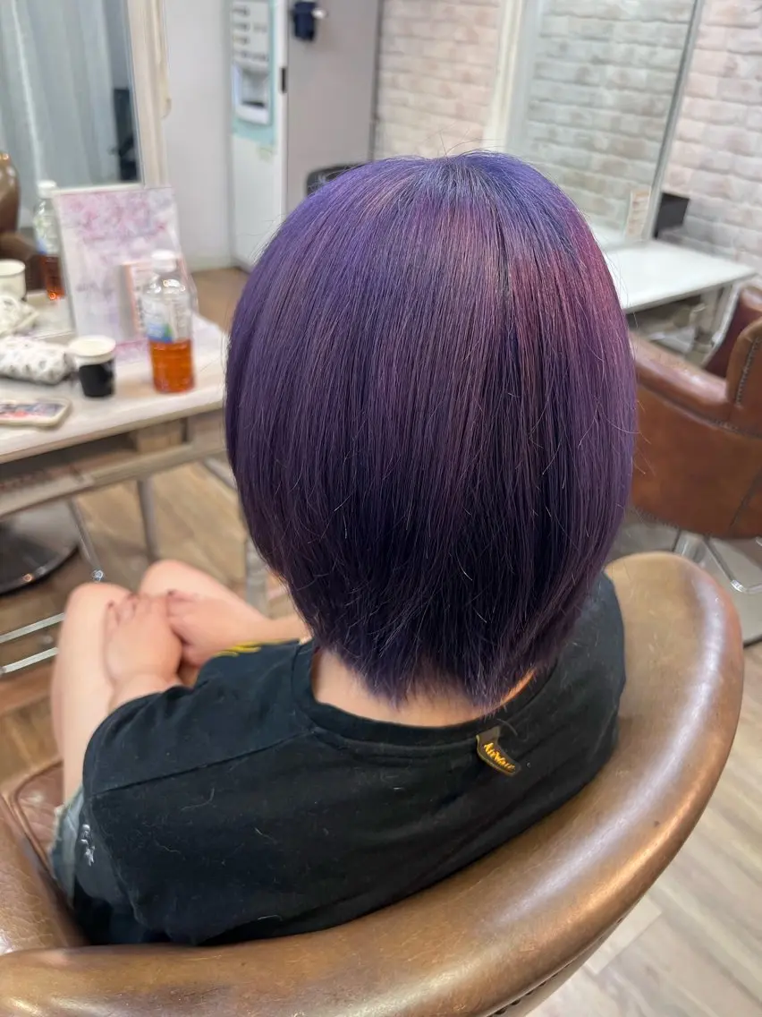 ミディアム ヘアカラー ⚡️ エマ🥑のヘアスタイル