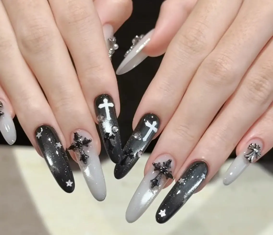 ネイル ハンドネイル 🎀 NaNa_nailのネイルデザイン