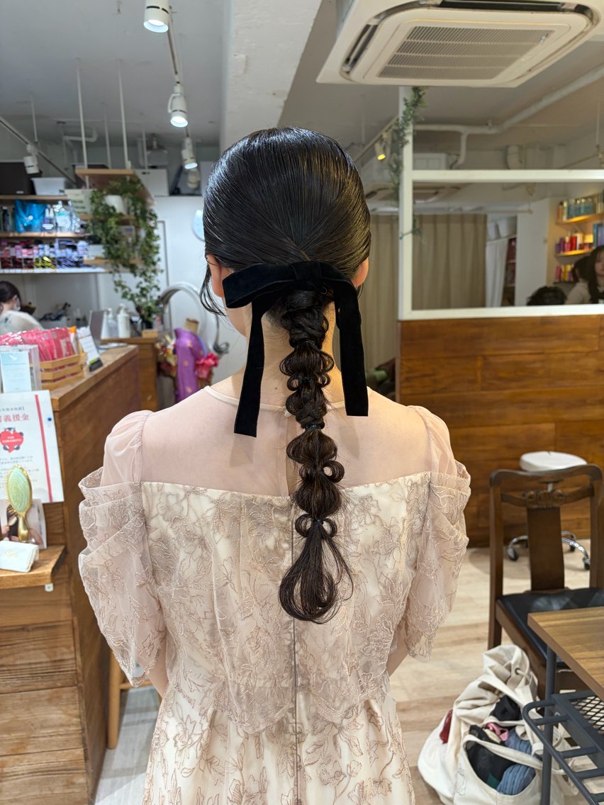 ヘアアレンジ ヘアセット カットパーマ/ レイヤー/ココミ🧚のヘアスタイル