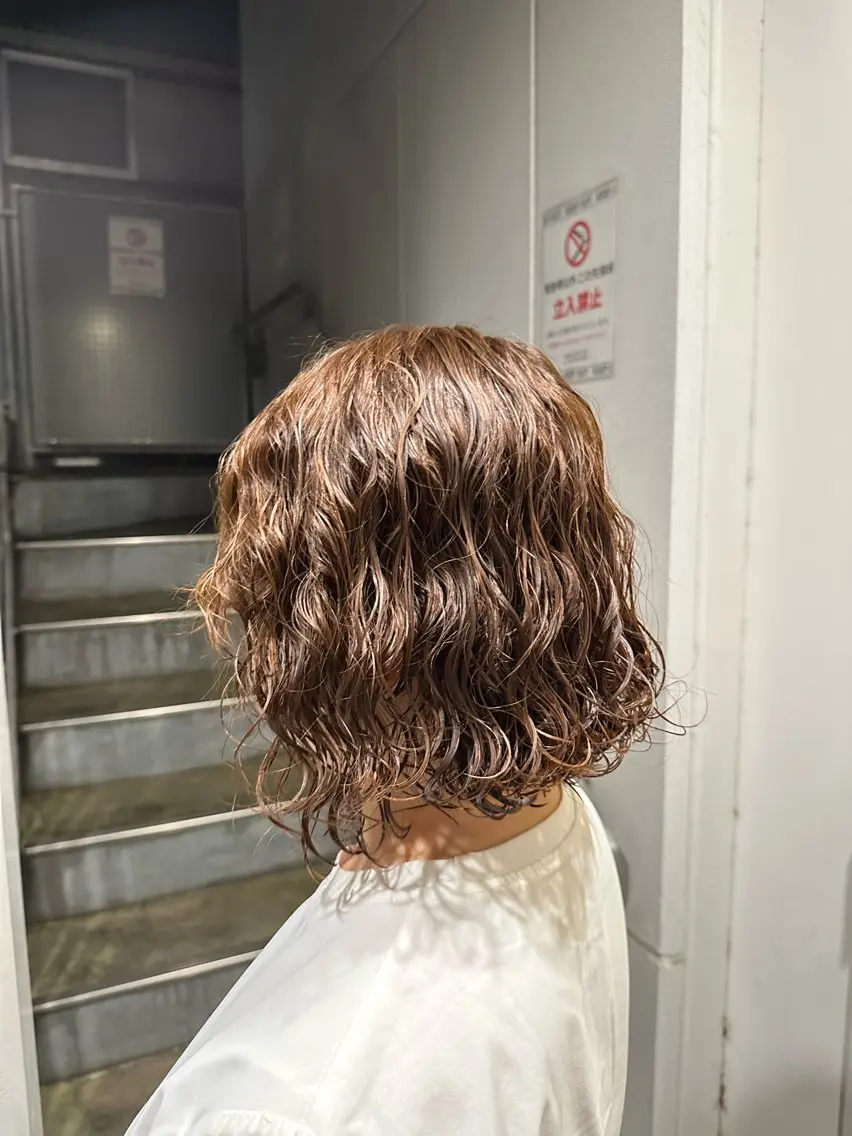 ショート パーマ パーマ 新屋敷 拓大のヘアスタイル