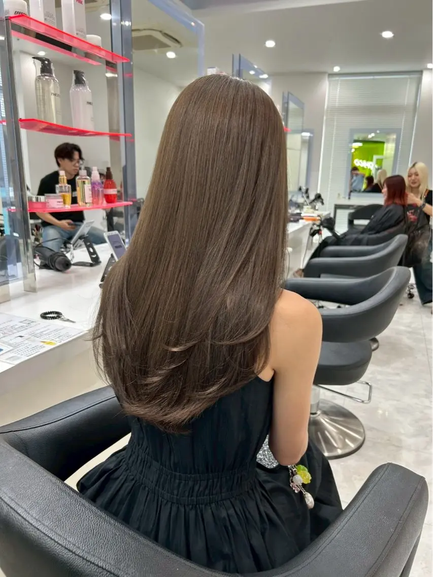 ロング ヘアカラー 🍀透明感ブラウン sakura🍀のヘアスタイル
