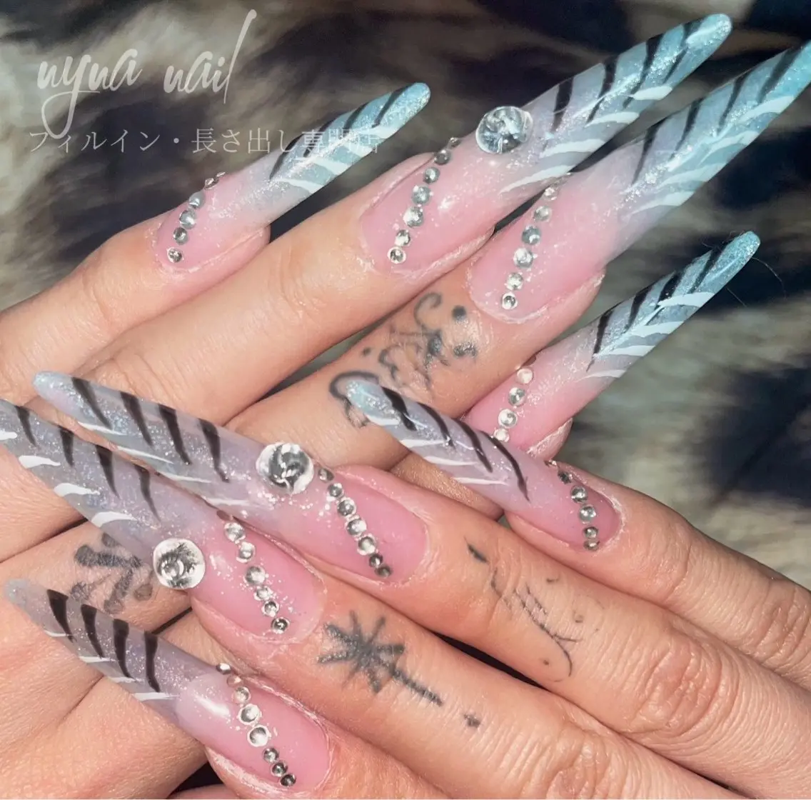 ネイル アニマル柄 Nyna nail Chiakiのネイルデザイン