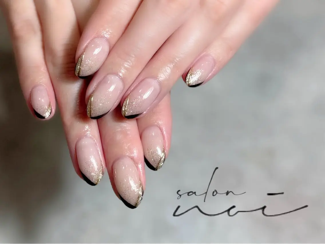 ネイル フレンチネイル ハンドネイル salon noiのネイルデザイン