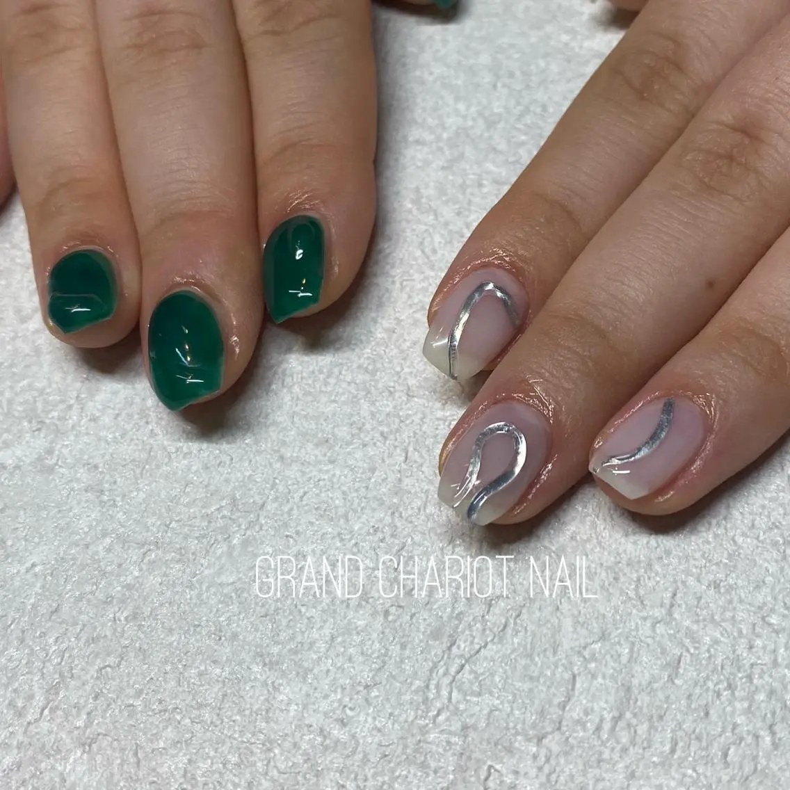 ネイル NORA nail UMEDA MAIのネイルデザイン