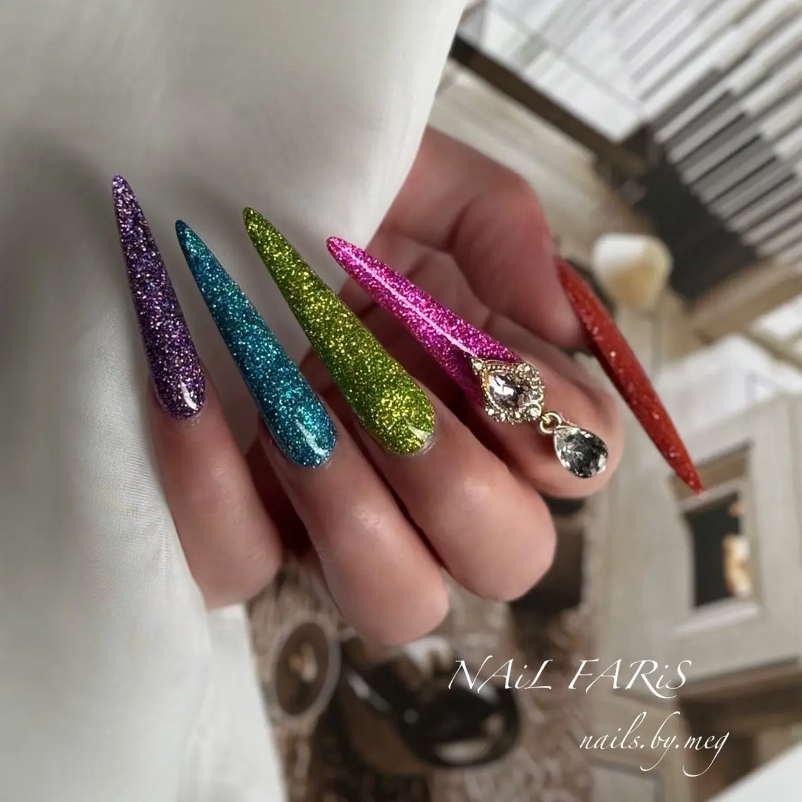 ネイル ロングネイル NAiL FARiS Megのネイルデザイン