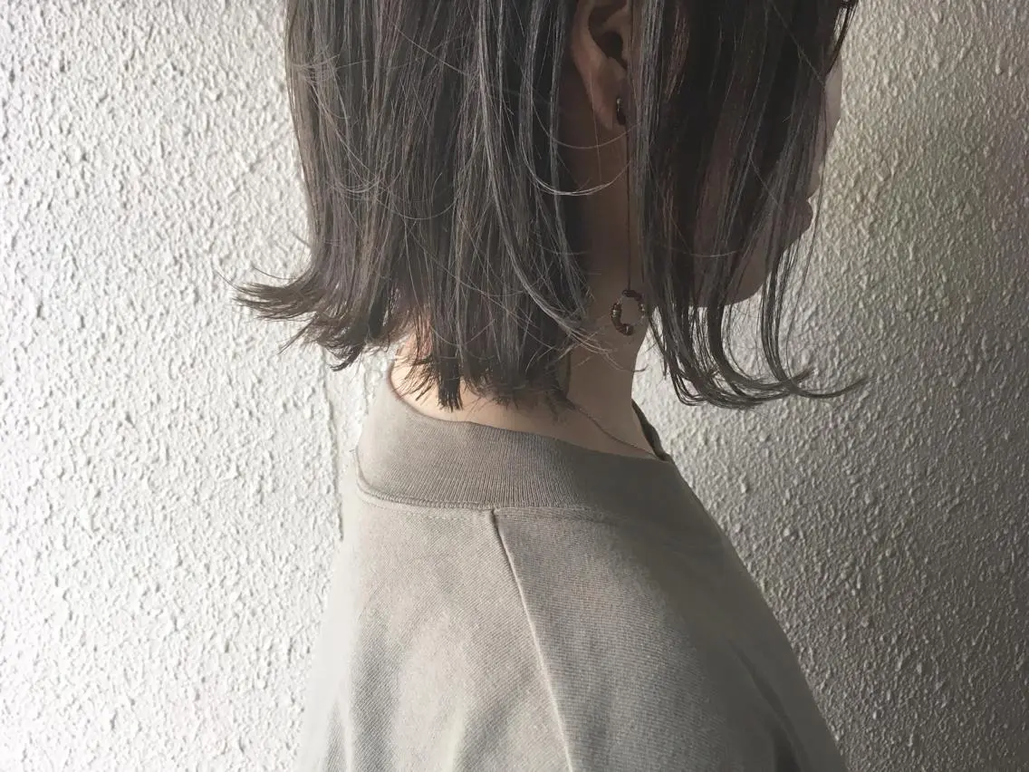 ショート カラー ラベンダーカラー 外ハネヘア サダハルカ ｜chouetteのヘアスタイル