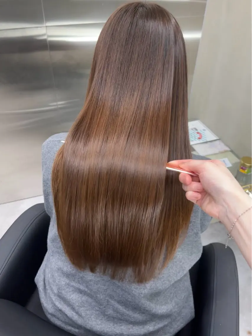 ロング カラー パーマ 髪質改善 縮毛矯正 トリートメント 《柔らかhair𓍯 》木村美姫のヘアスタイル