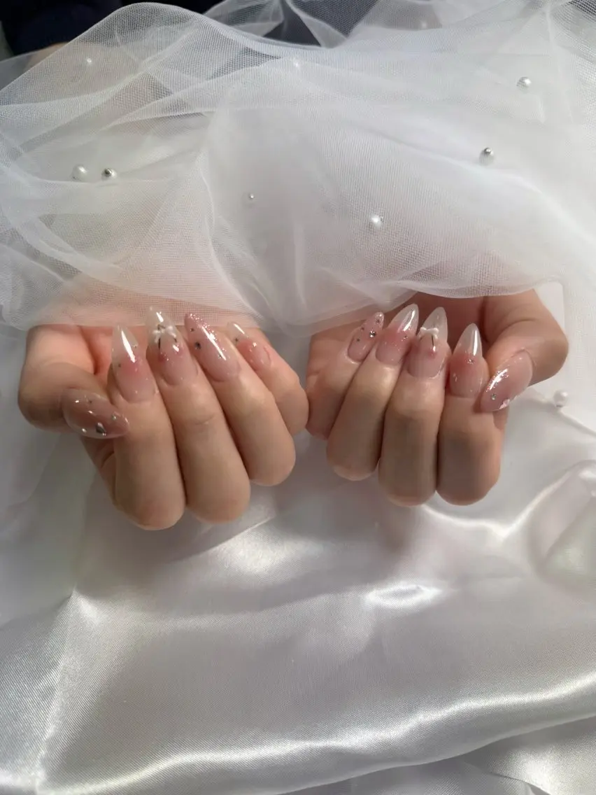 ネイル Misaki 🩶のネイルデザイン