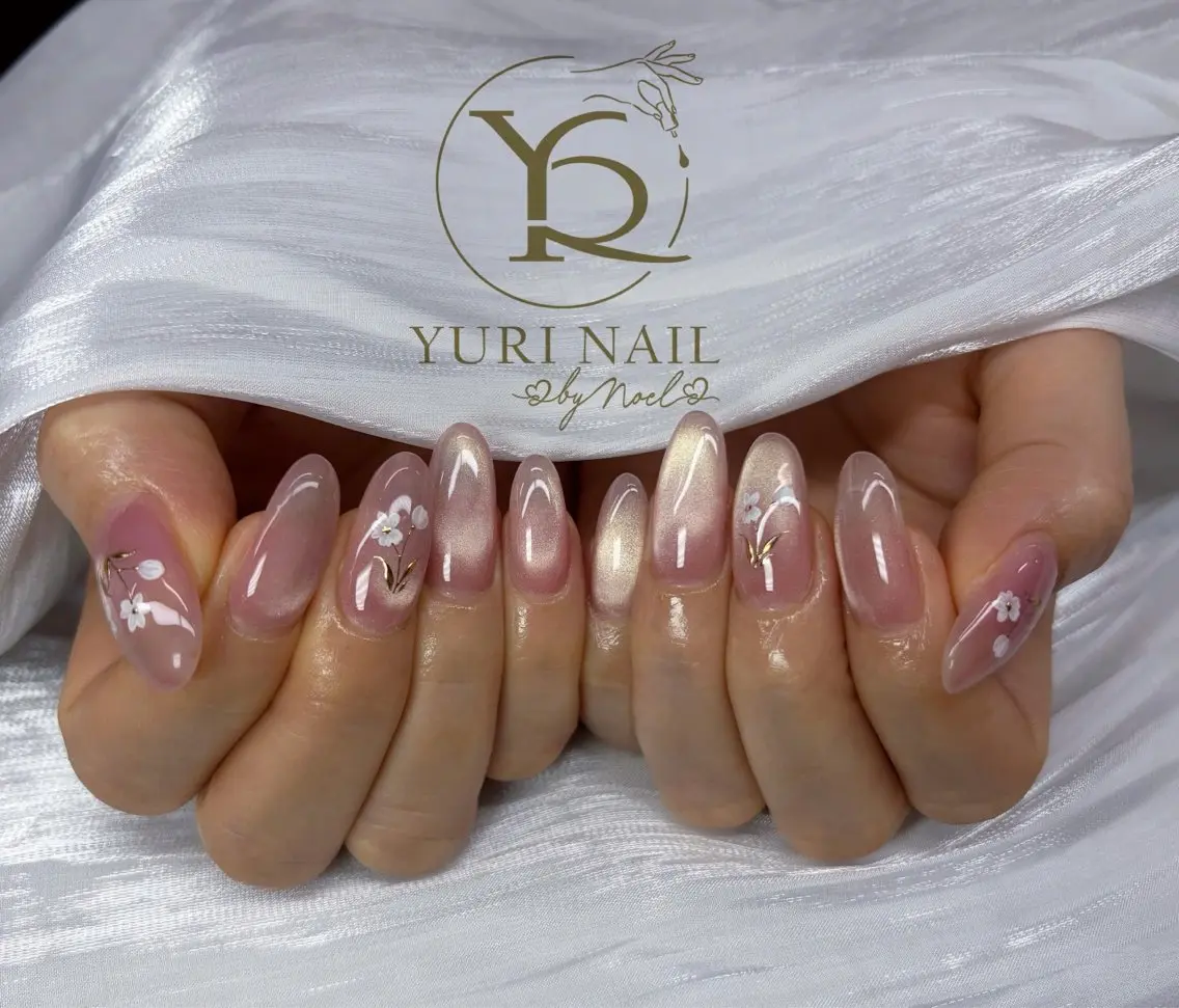 ネイル チークネイル フットネイル フレンチネイル グラデーション キラキラネイル ハンドネイル フットネイル ハンドケア YURI Nail Funabashiのネイルデザイン