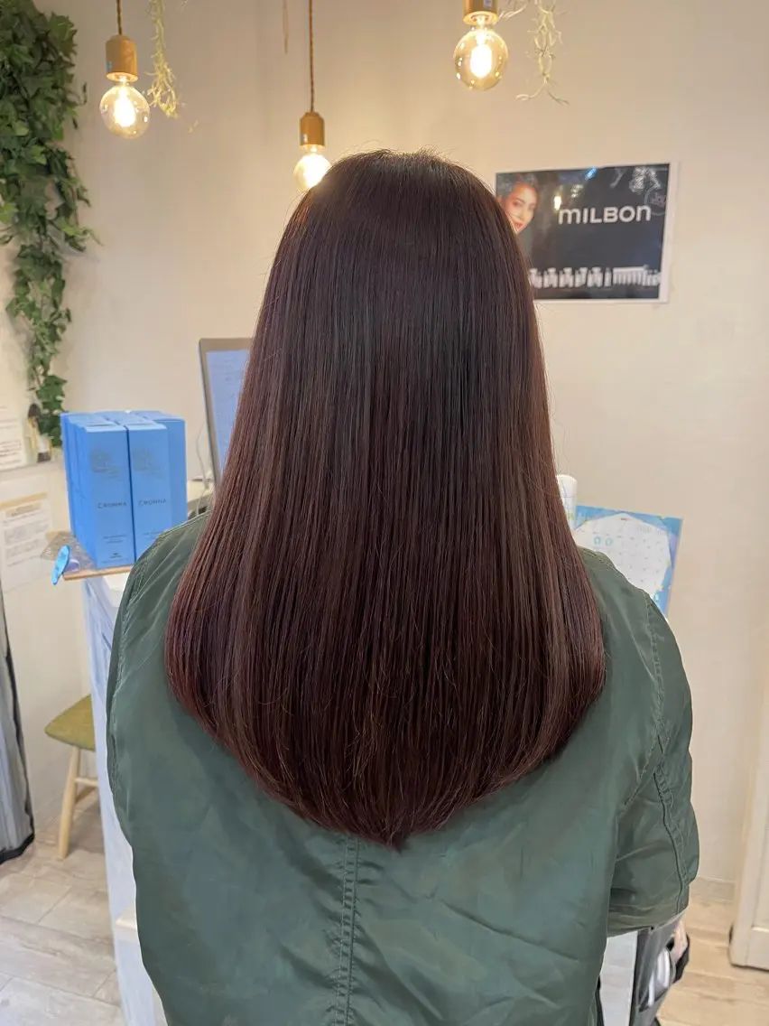ロング 顔まわりレイヤー 顔周りカット レイヤーカット カット トリートメント ゆうだい モデル募集中のヘアスタイル