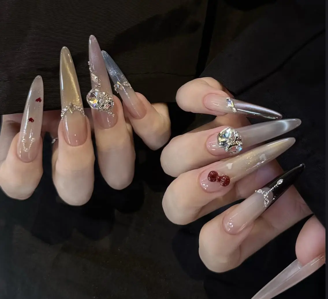 ネイル ハンドネイル 🎀 NaNa_nailのネイルデザイン