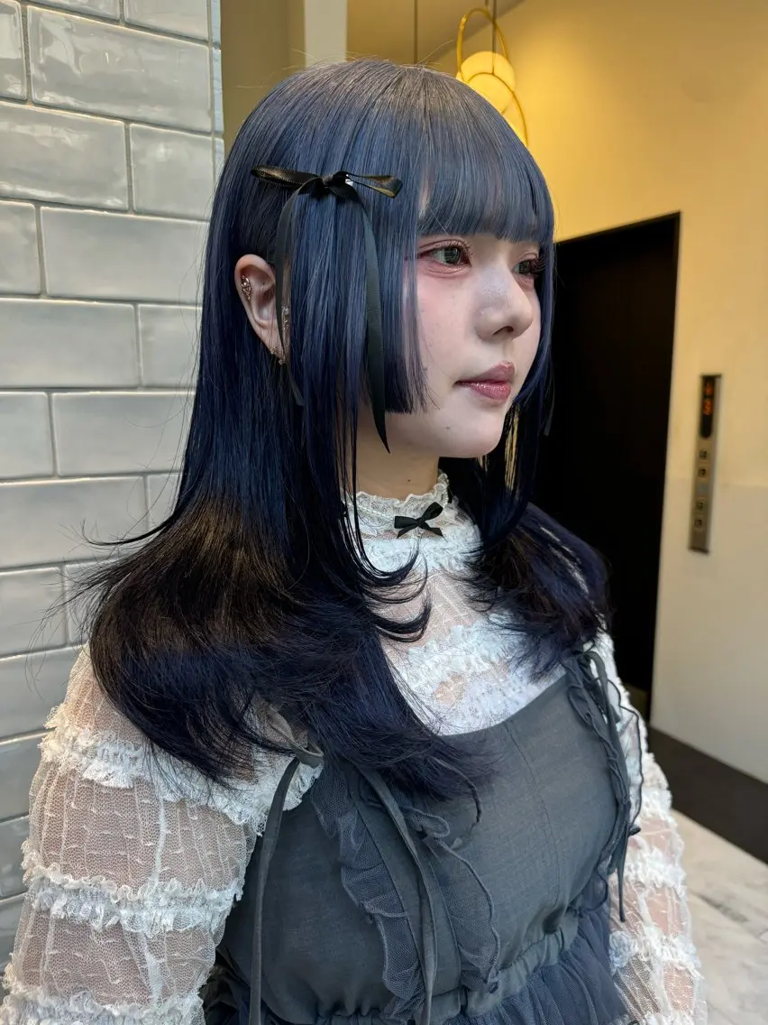 ミディアム カラー カット ヘアカラー トリートメント ブリーチ😼 ボブ✍️レイヤーのヘアスタイル