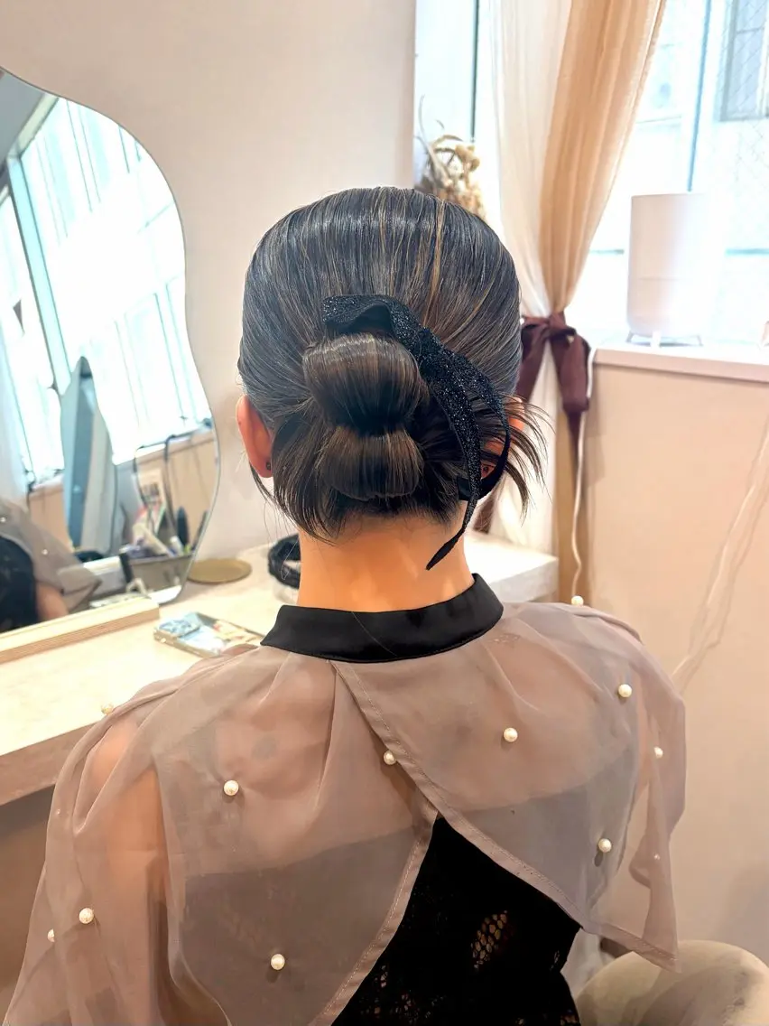 同窓会や謝恩会に✨パーティーヘアセット💎🫧ྀིの写真